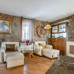 Tiana 7-bedroom Luxury Villa *