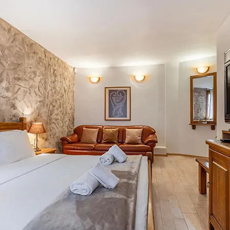 Vila Tiana 7-bedroom Luxury