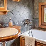Tiana 7-bedroom Luxury Villa