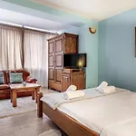 Tiana 7-bedroom Luxury Βίλα Μπάνσκο