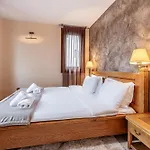 Βίλα Tiana 7-bedroom Luxury Μπάνσκο