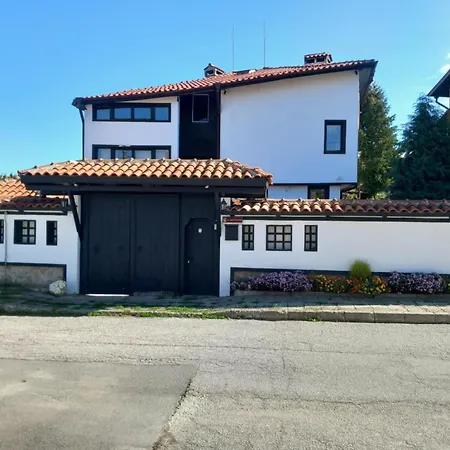 Луксозна вила Tiana 7-bedroom Luxury *