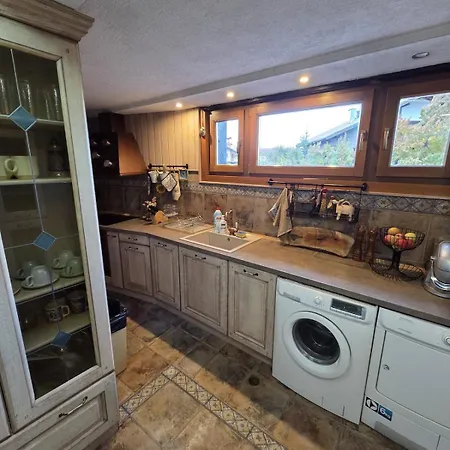 Tiana 7-bedroom Luxury * Bansko