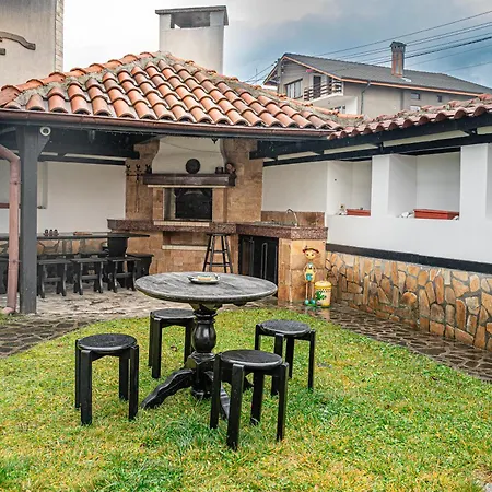 Tiana 7-bedroom Luxury Bansko