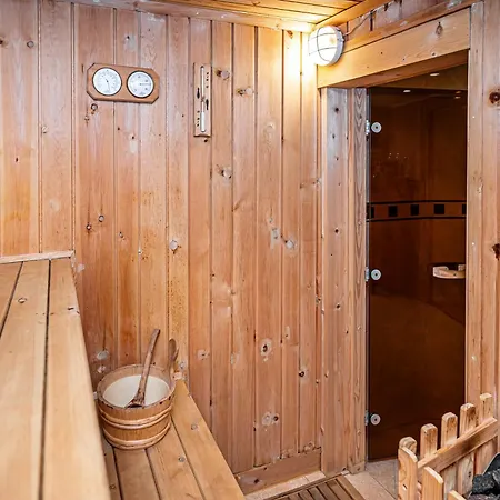 Tiana 7-bedroom Luxury Villa Bansko