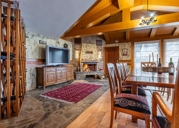 Tiana 7-bedroom Luxury * Bansko