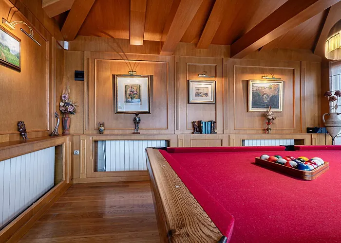 Tiana 7-bedroom Luxury Bansko