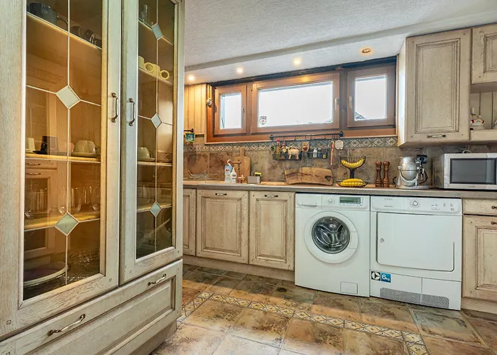 Tiana 7-bedroom Luxury Villa *