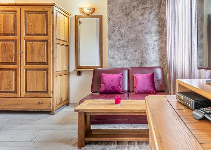 Tiana 7-bedroom Luxury