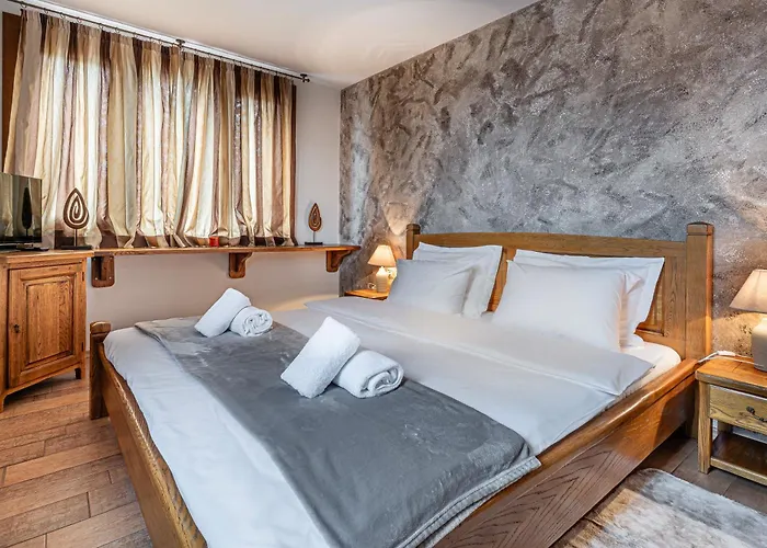 Tiana 7-bedroom Luxury